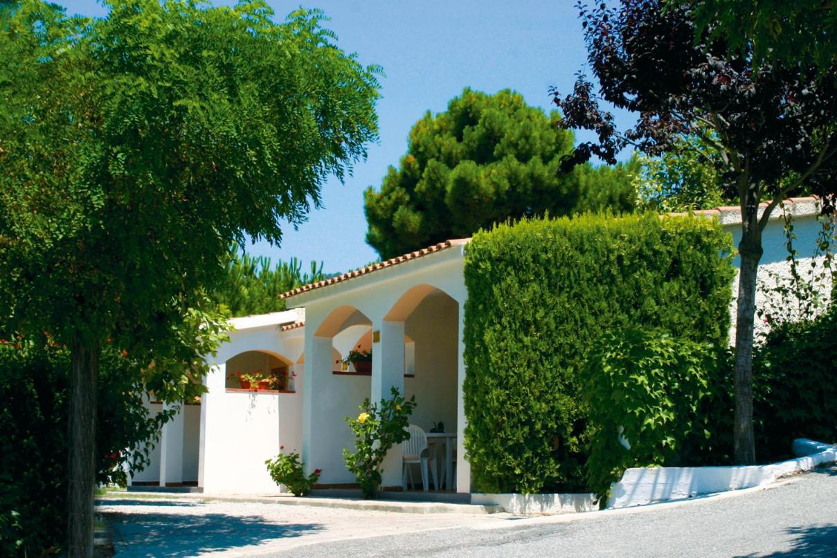 Residence Villaggio Smedile Capo Vaticano Exterior foto