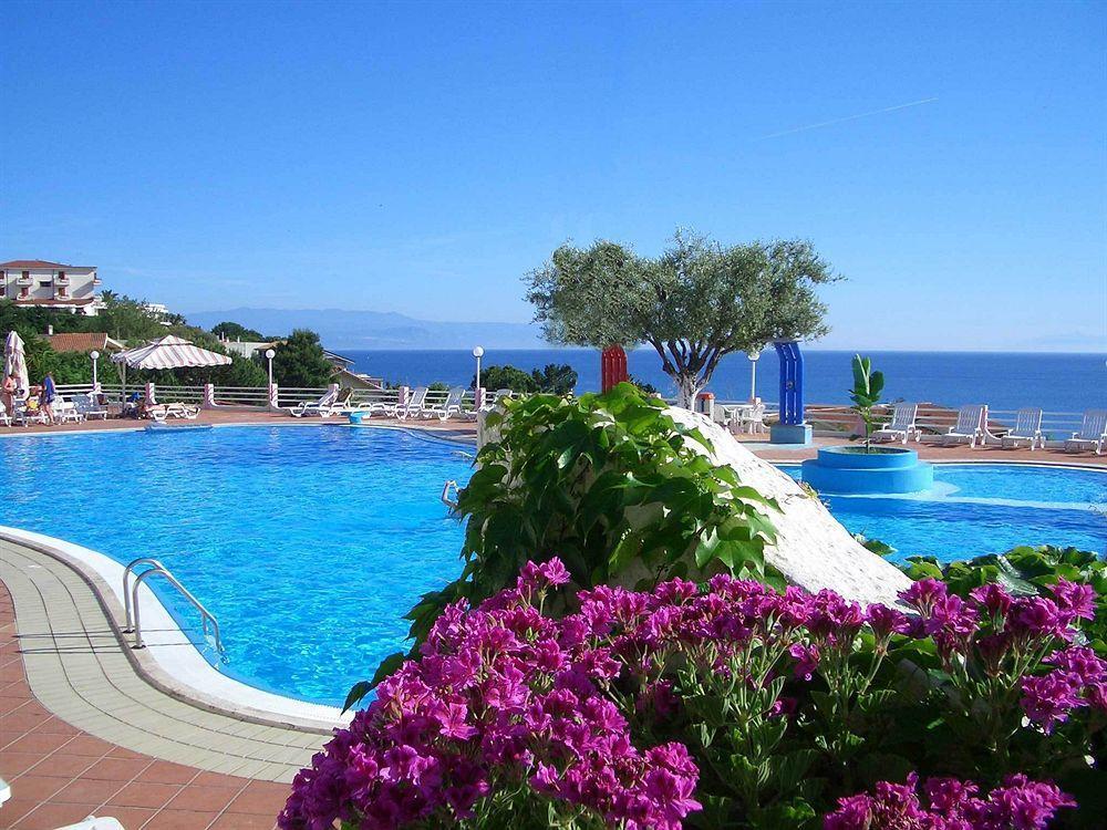 Residence Villaggio Smedile Capo Vaticano Exterior foto